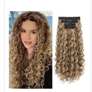 REECHO Curly Hair Extensions,4PCS 24 Inch Clip In,Light Brown W/Blonde Highlight
